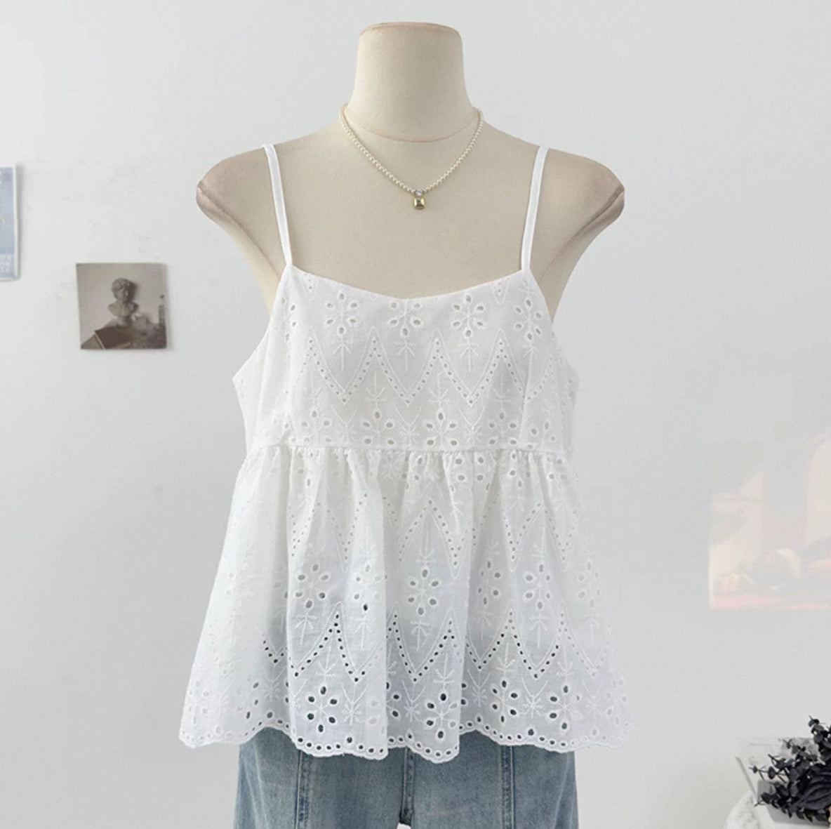 韓系吊帶通花背心(吊帶可調)