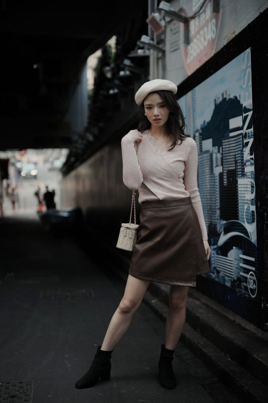 韓系交叉蕾絲細針上衣