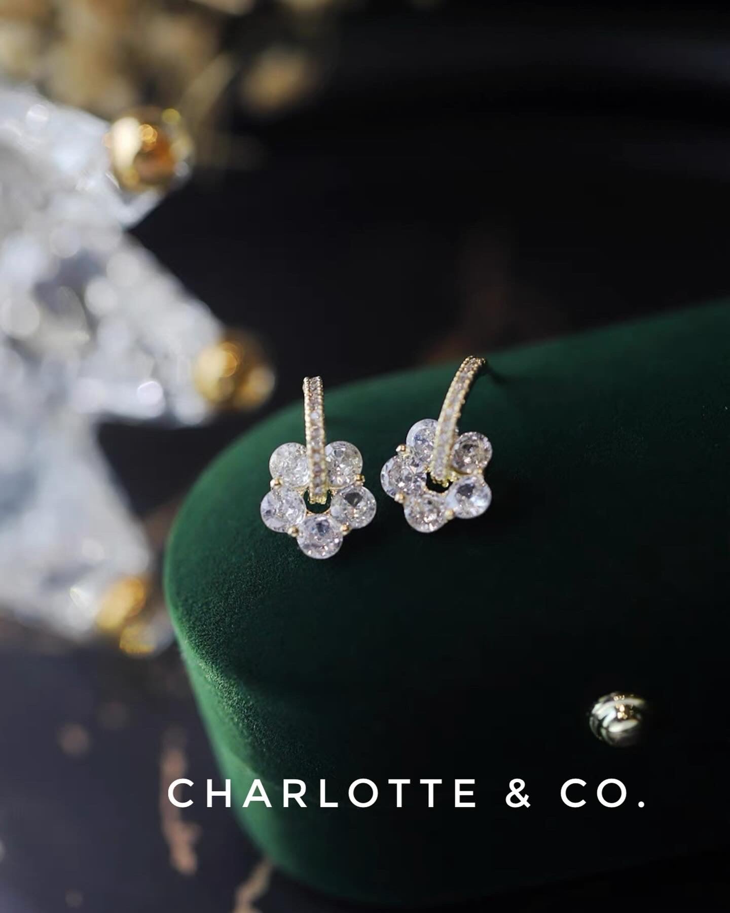 韓系吊水晶花耳環