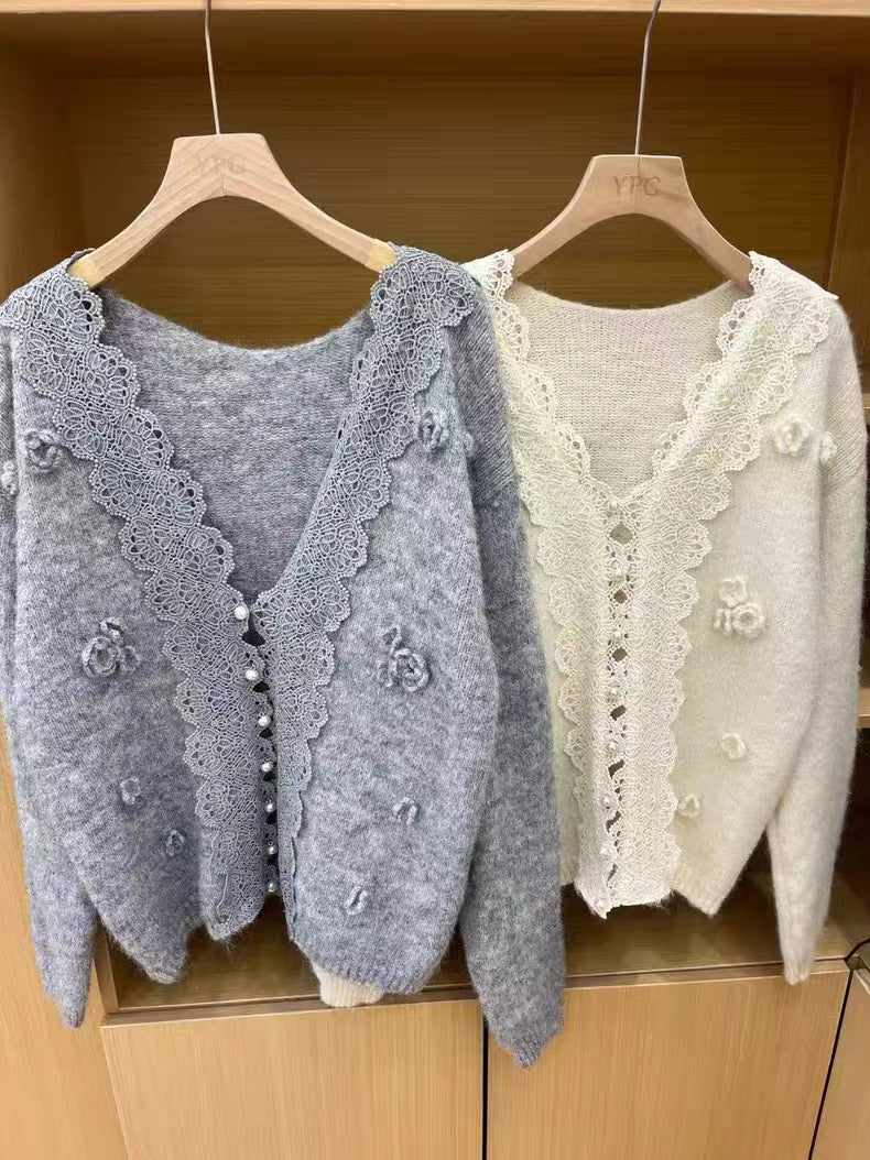 韓系V領蕾絲邊釘花針織上衣