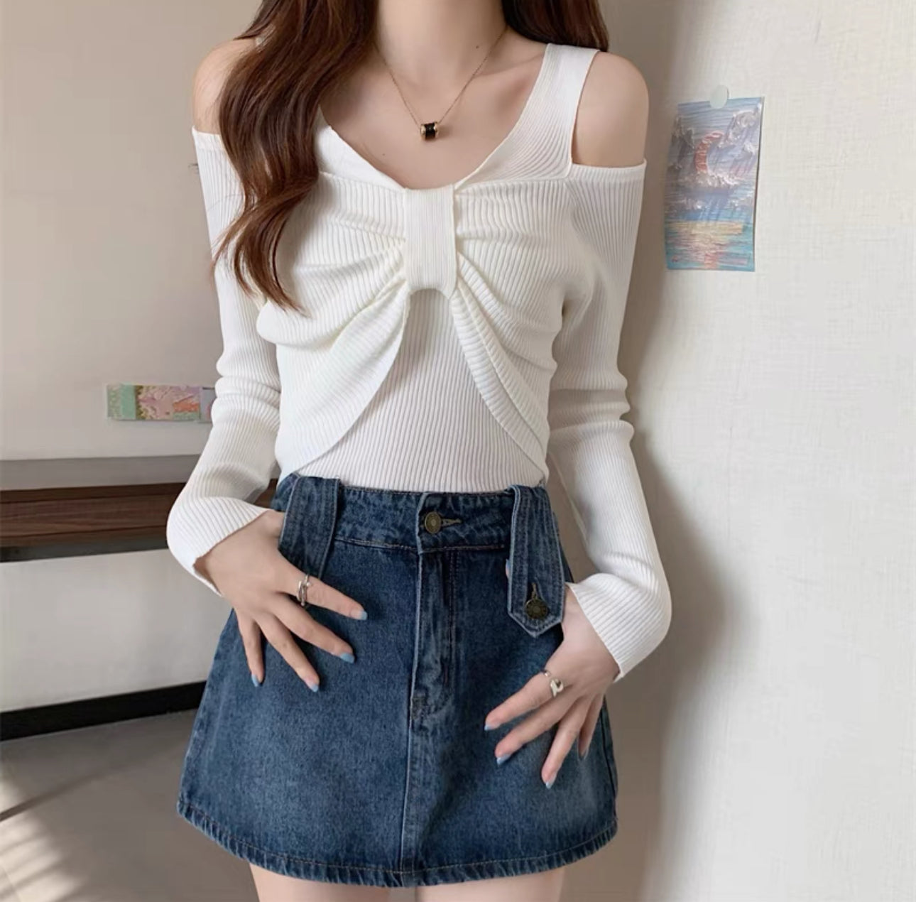 韓系一字肩蝴結針織上衣