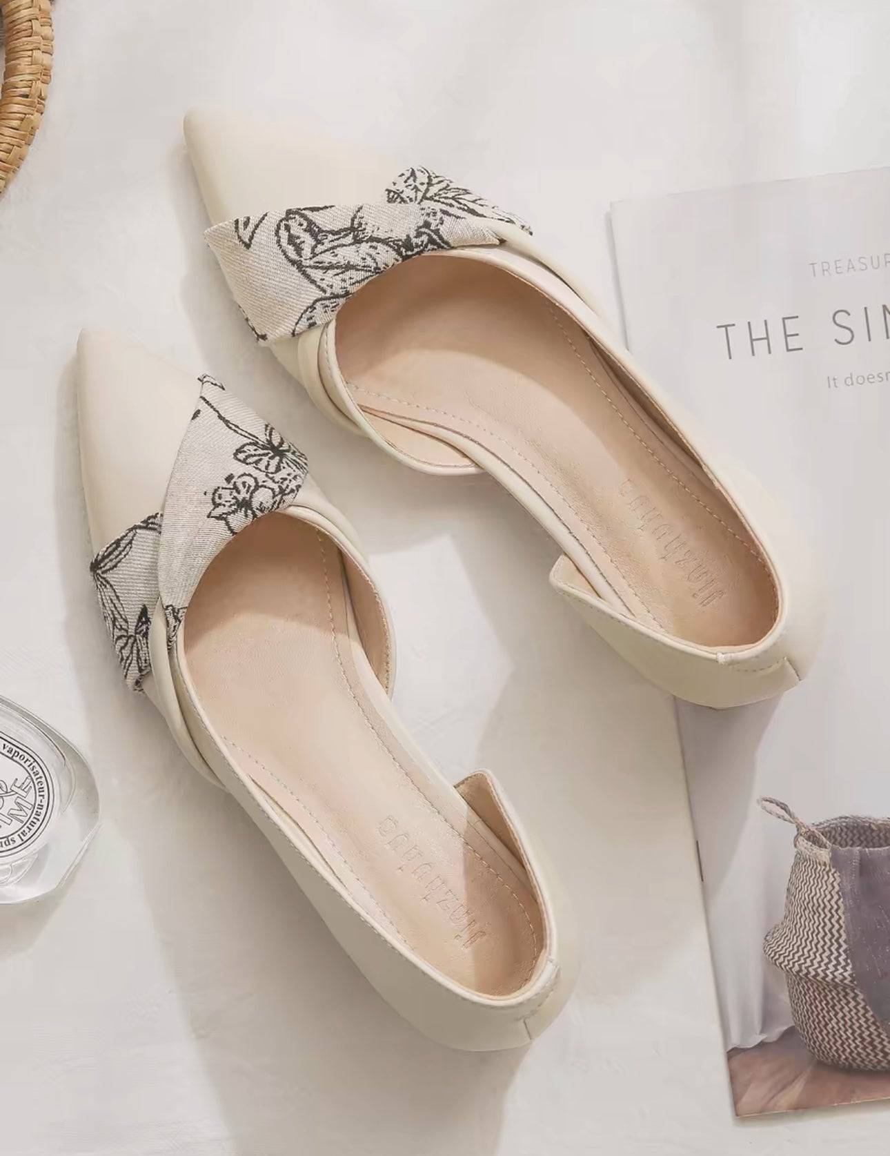 *Shoe 韓系花結拼色尖頭高跟鞋