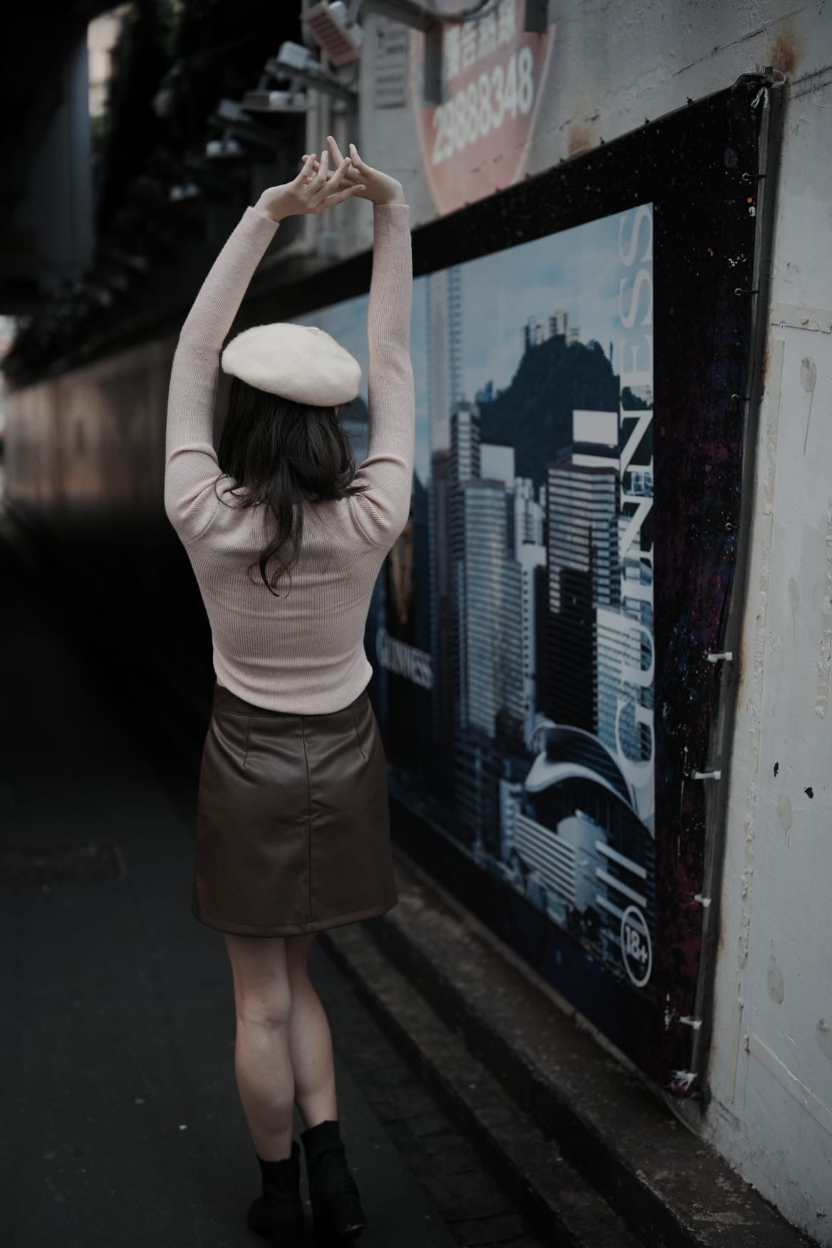 韓系交叉蕾絲細針上衣