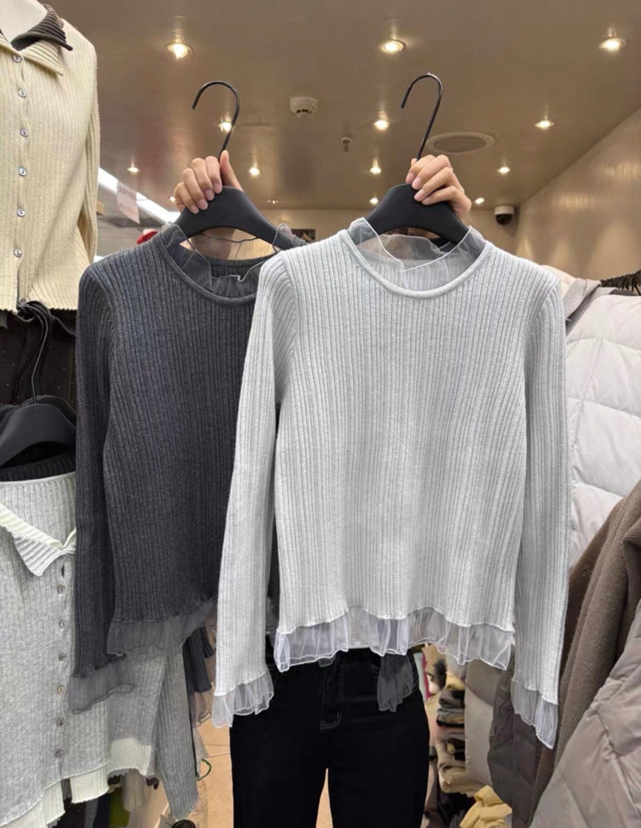 韓系坑紋拼紗邊上衣