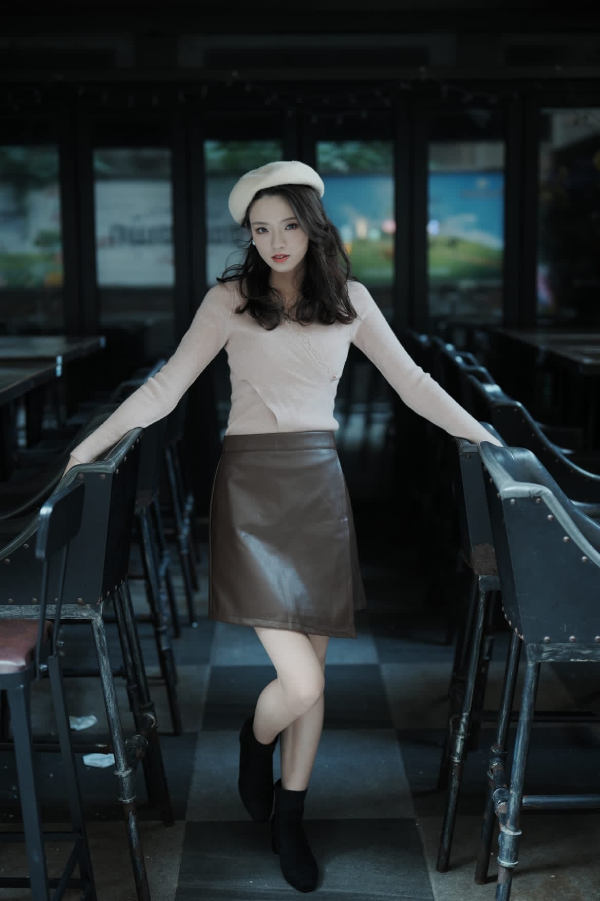 韓系交叉蕾絲細針上衣