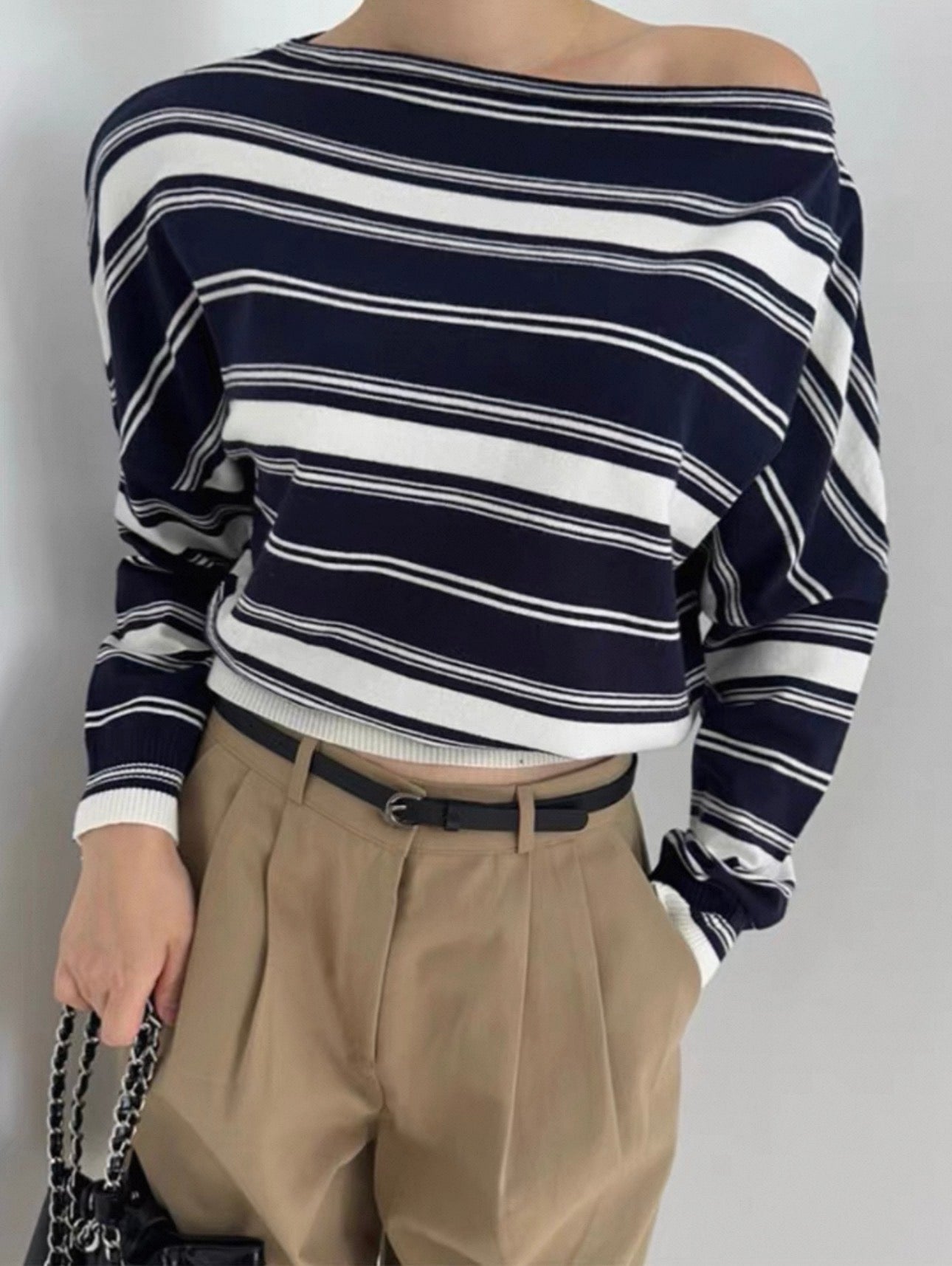 韓系側肩條紋針織上衣