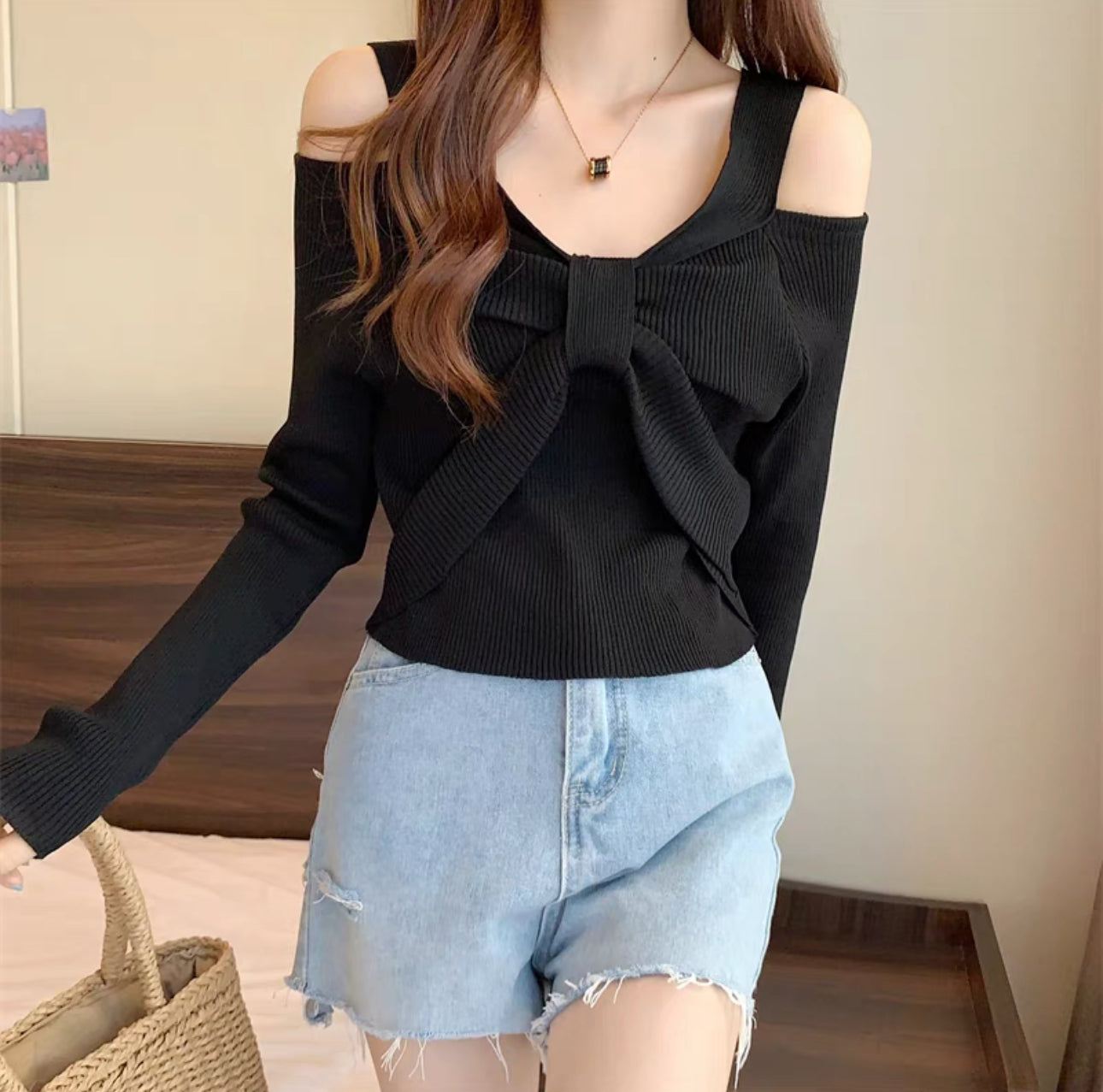 韓系一字肩蝴結針織上衣