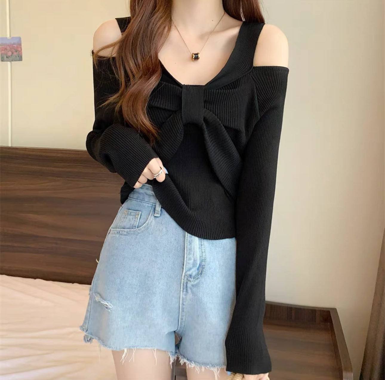 韓系一字肩蝴結針織上衣