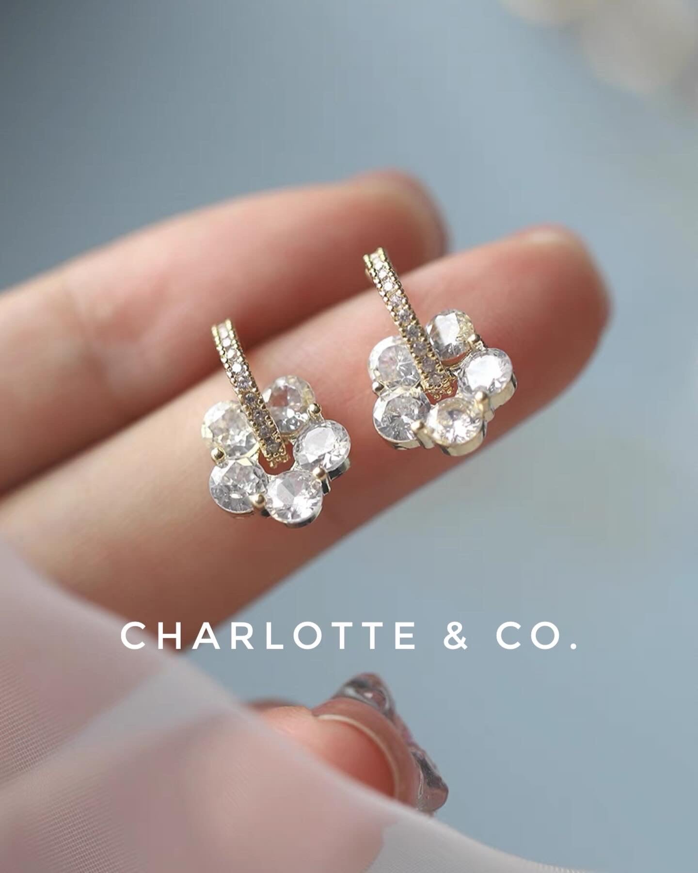 韓系吊水晶花耳環