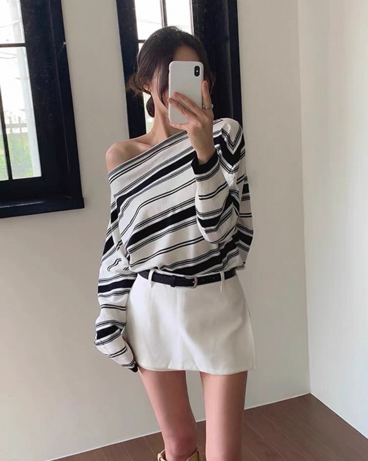 韓系側肩條紋針織上衣