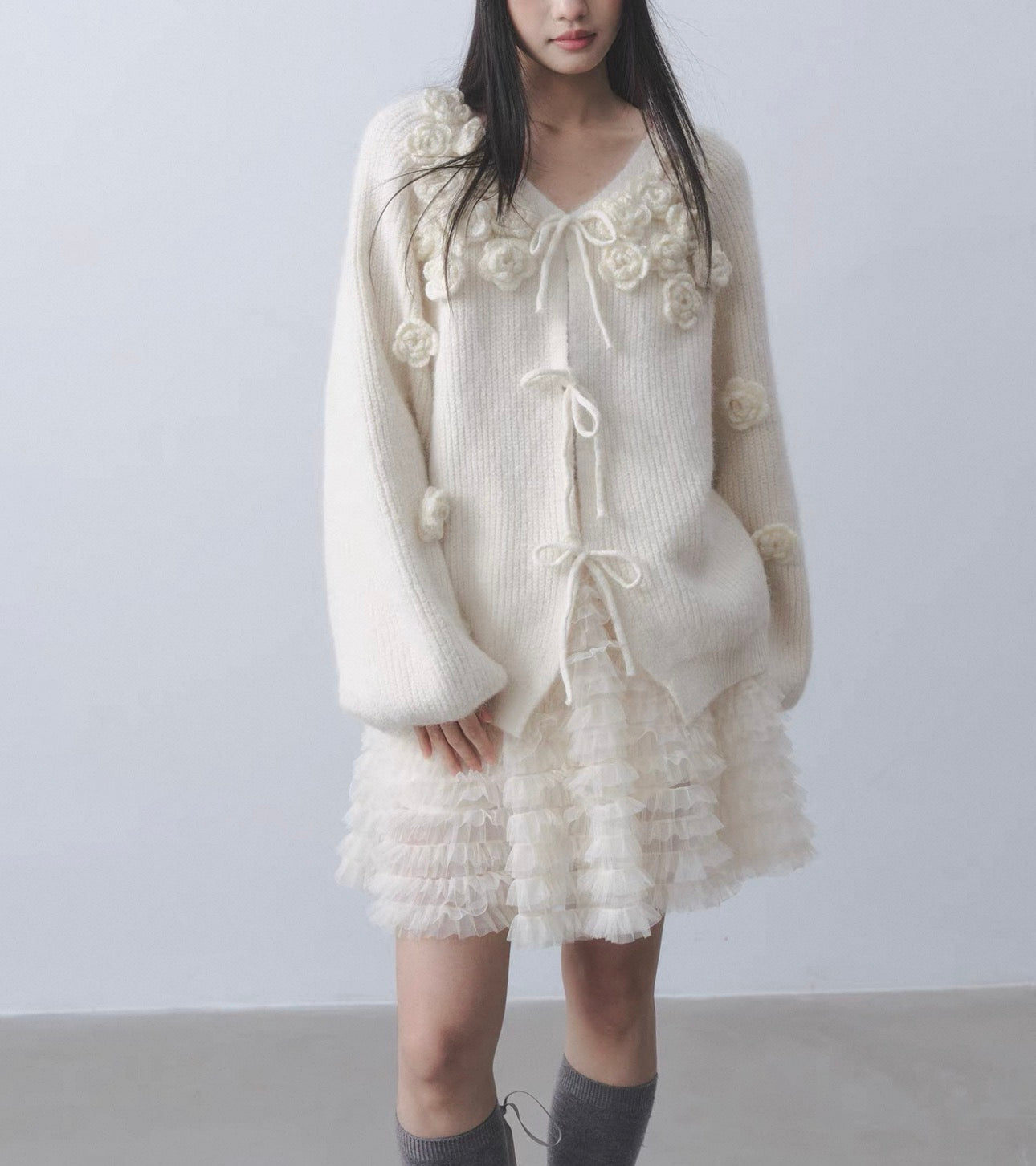 韓系V 領綁結立體玫瑰花針織上衣