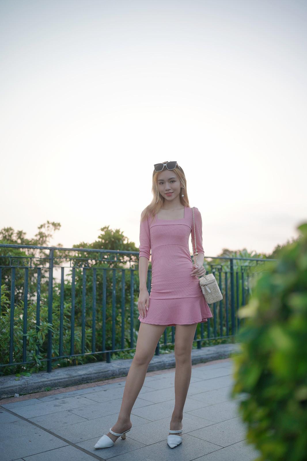 韓系方領荷邊連身裙